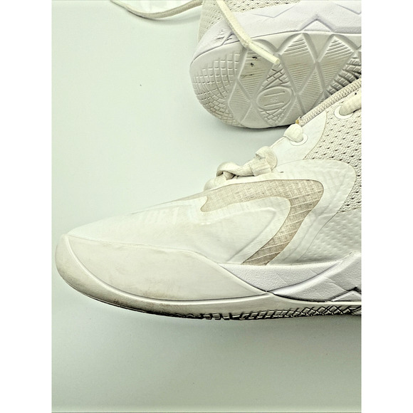 Puma LaMelo Ball MB.01 377368-04 Sneakers Men 6.5 Triple White Basketball Shoes - Picture 14 of 16